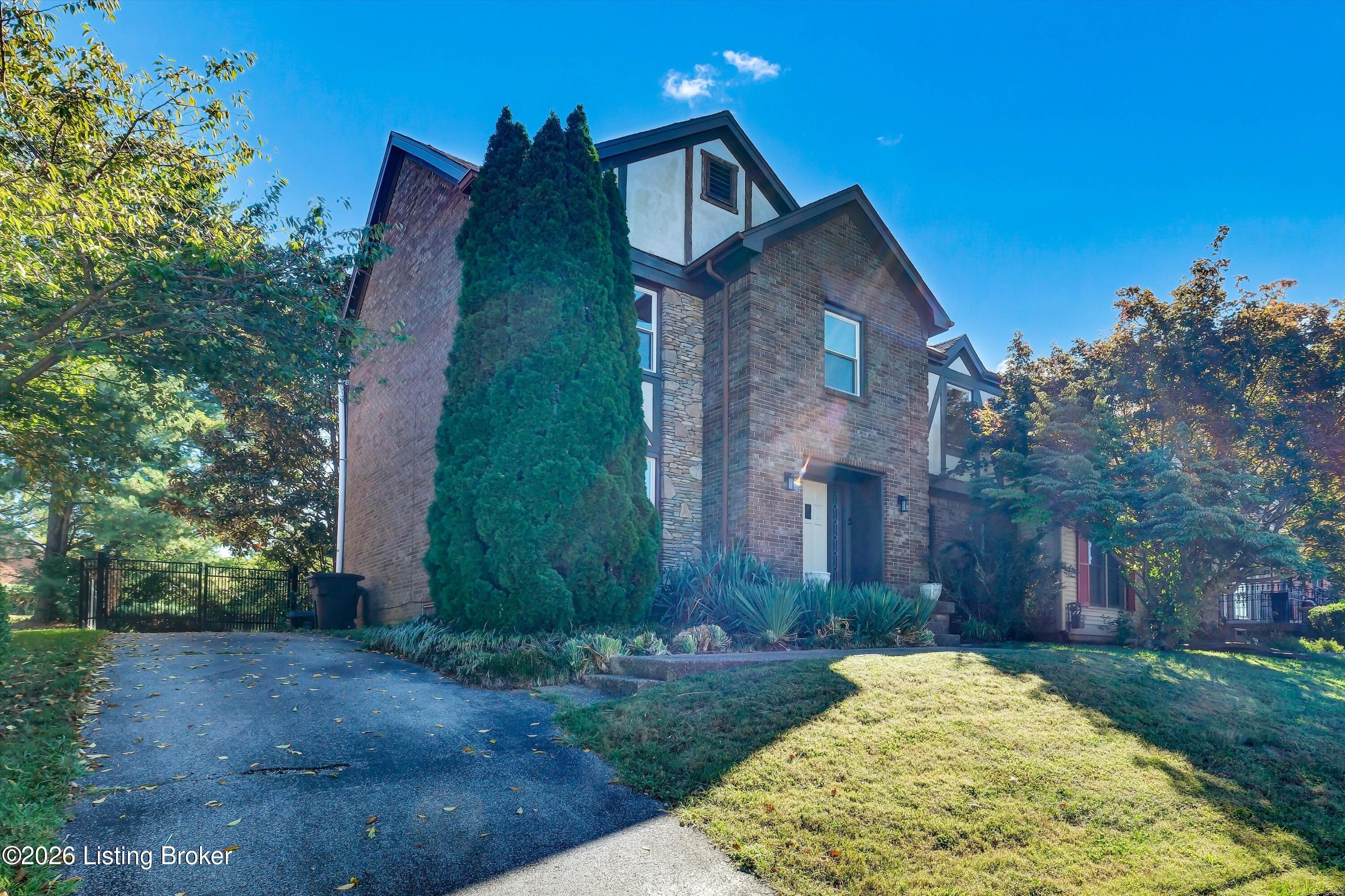 3 Autumn Hill Ct