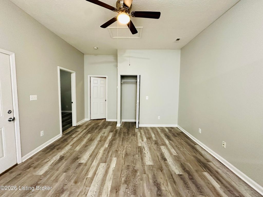 Photo of 421 S 27th St, Louisville, KY 40212 (MLS # 1719084)