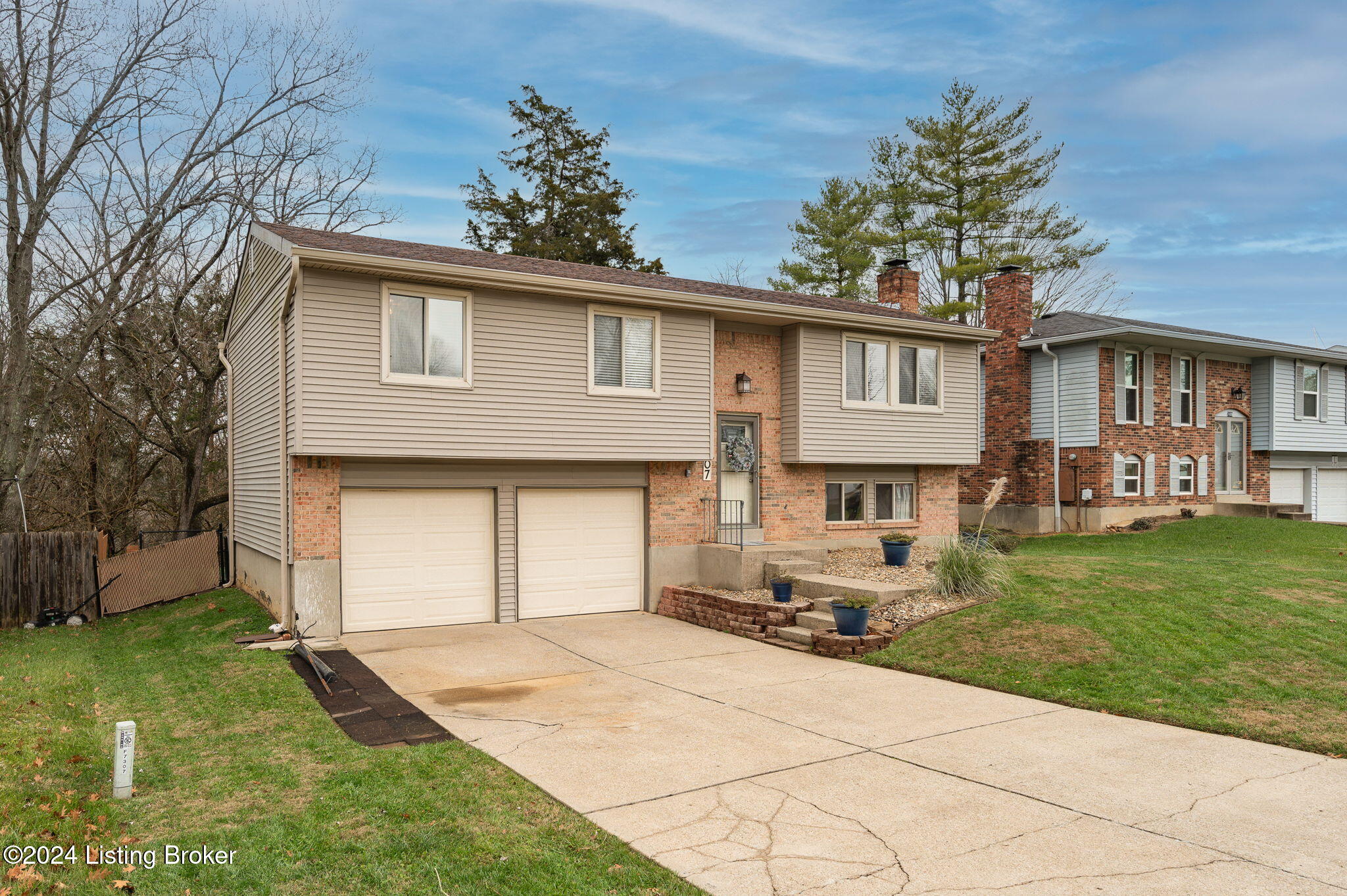 7407 Autumn Bent Way, Crestwood, Kentucky image 3