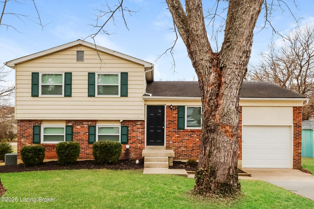 Photo of 6125 Park Rd, Crestwood, KY 40014 (MLS # 1706195)