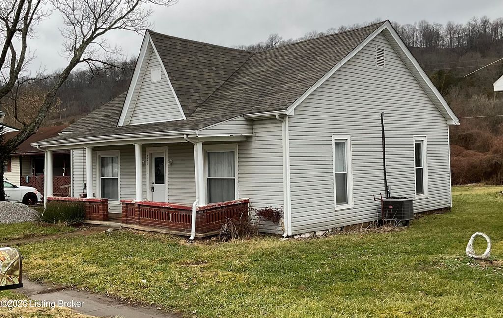 Photo of 591 Kentucky 467, Worthville, KY 41098 (MLS # 1705781)