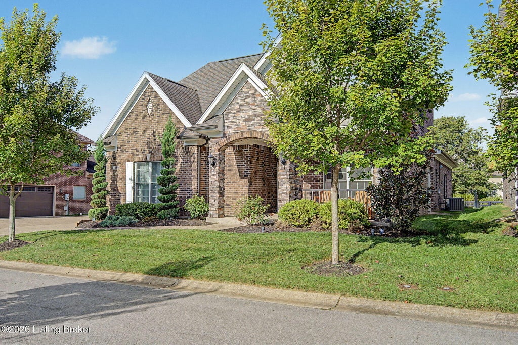 Photo of 1925 Rivers Landing Dr, Prospect, KY 40059 (MLS # 1730203)