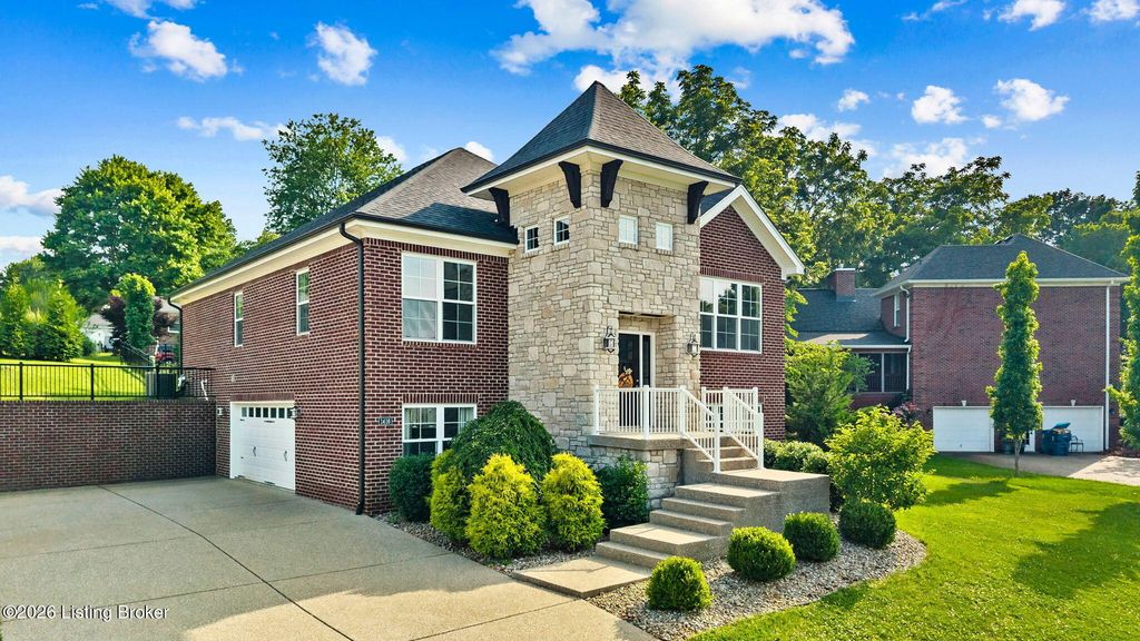 Photo of 1416 Nightingale Ln, Goshen, KY 40026 (MLS # 1720369)