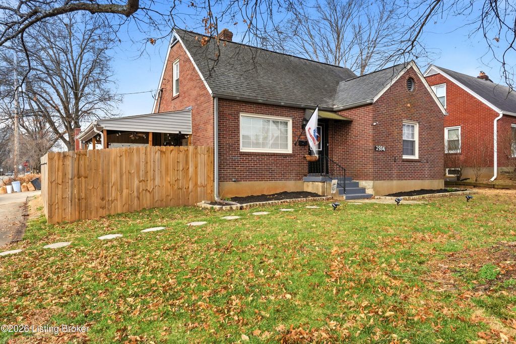 Photo of 2934 Curran Rd, Louisville, KY 40205 (MLS # 1709799)