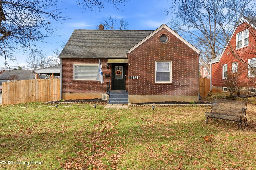 Photo of 2934 Curran Rd, Louisville, KY 40205 (MLS # 1709799)