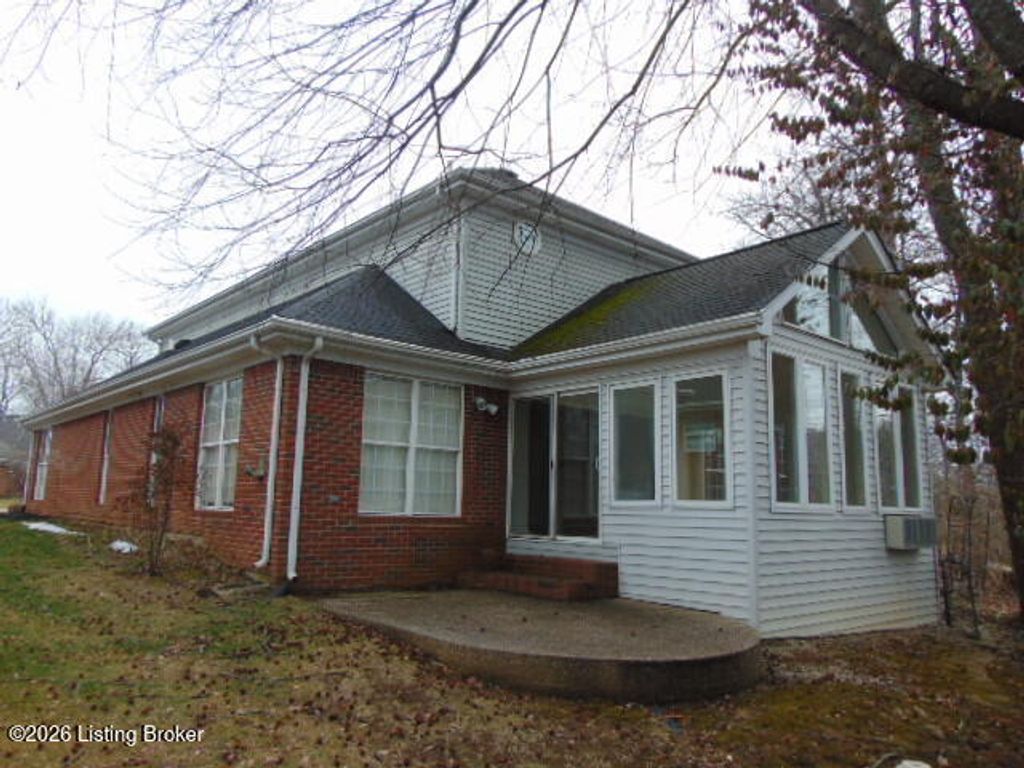 Photo of 12130 Belmont Park Cir, Louisville, KY 40243 (MLS # 1710089)