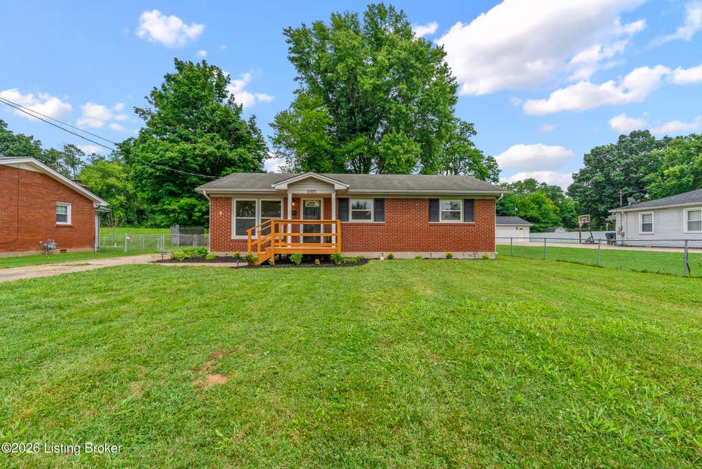 Photo of 6993 Beechland Ave, Louisville, KY 40258 (MLS # 1726206)