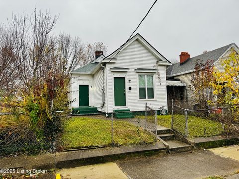 Photo of 2722 Slevin St, Louisville, KY 40212 (MLS # 1704733)