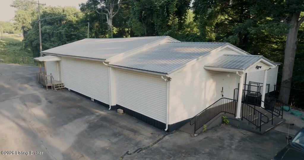 Photo 1 of 30 — 9125 Hwy 127 S, Jamestown, KY 42629