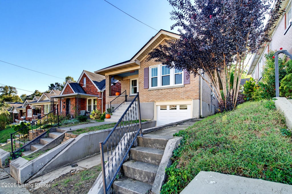 Photo of 1238 Lydia St, Louisville, KY 40217 (MLS # 1733215)