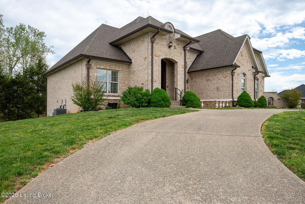 Photo of 12503 Oakland Hills Trail, Louisville, KY 40291 (MLS # 1714824)