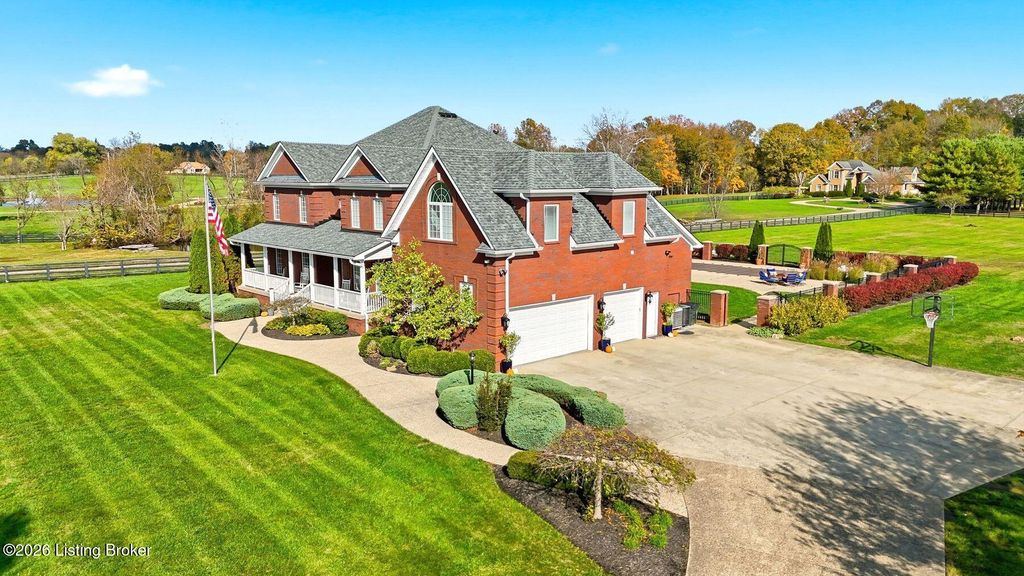 Photo of 5601 Thurman Rd, Louisville, KY 40299 (MLS # 1713946)