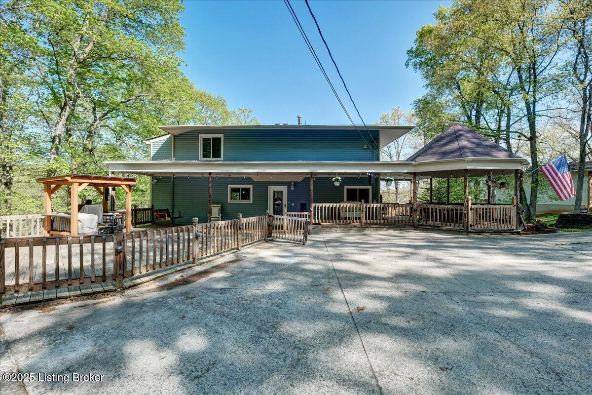 1468 Lakeshore Pkwy, Brandenburg, Kentucky image 2