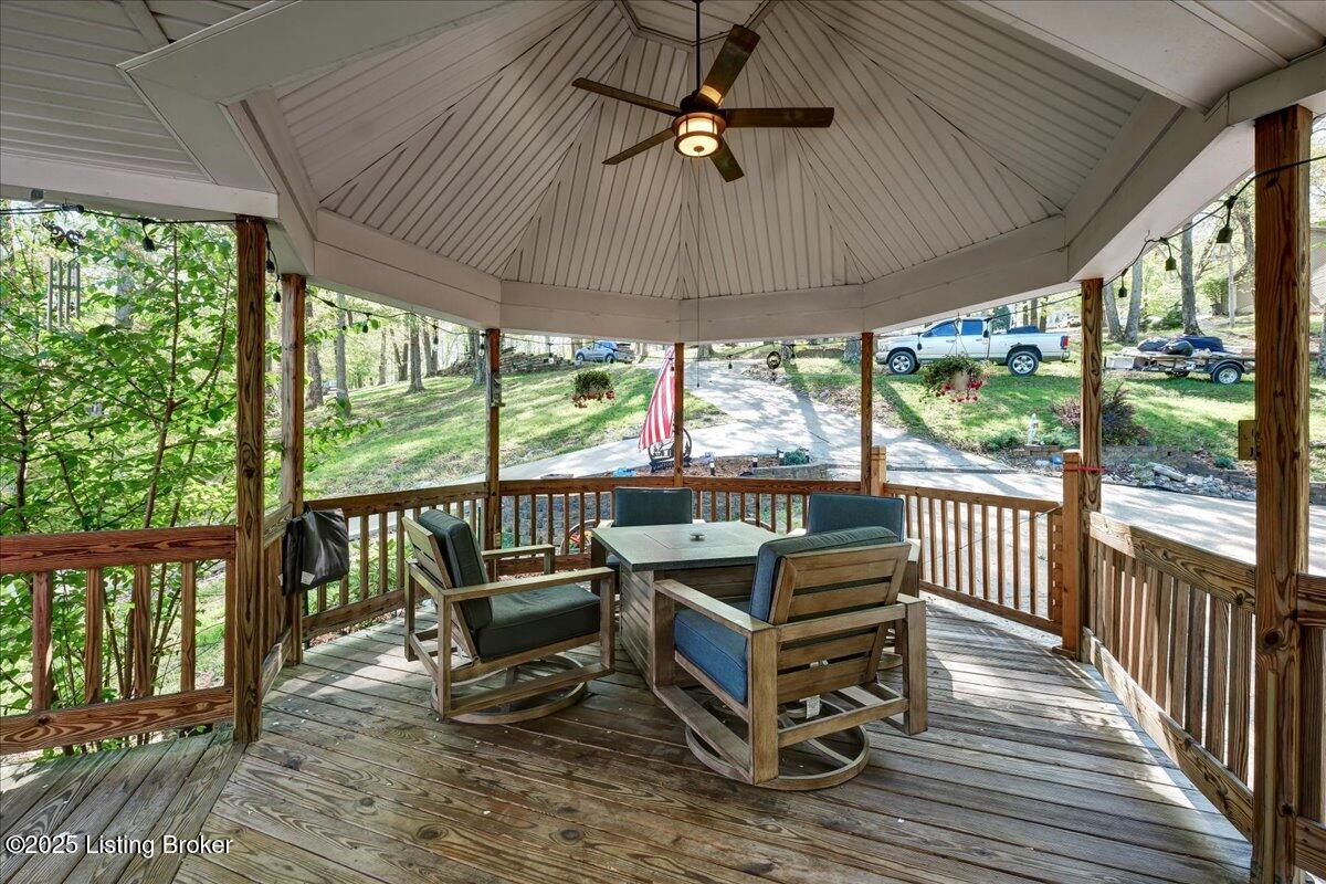 1468 Lakeshore Pkwy, Brandenburg, Kentucky image 9