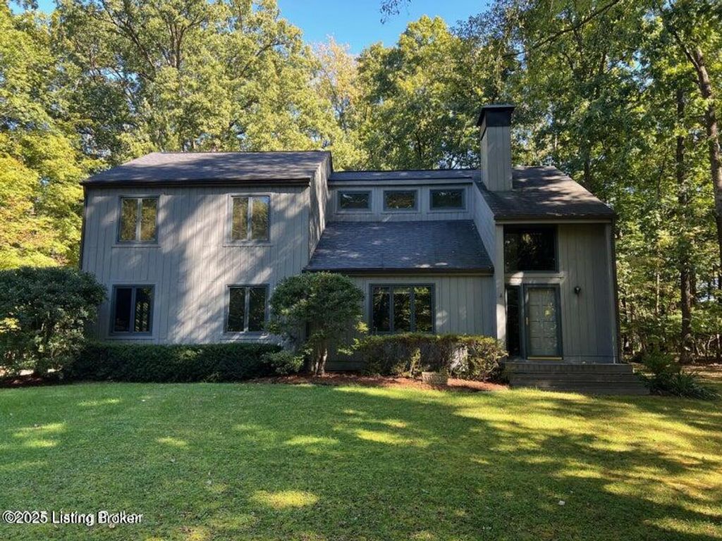 Photo of 3203 Kings Ct, Bardstown, KY 40004 (MLS # 1714567)