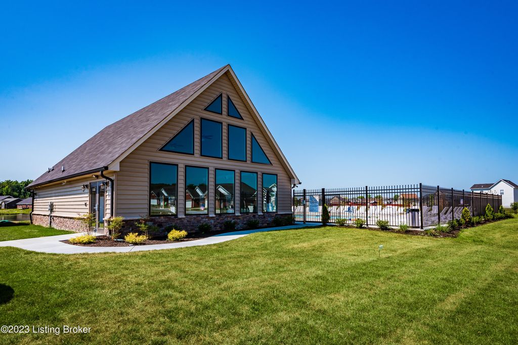 Photo of 490 Mud Hen Dr, Shepherdsville, KY 40165 (MLS # 1705012)