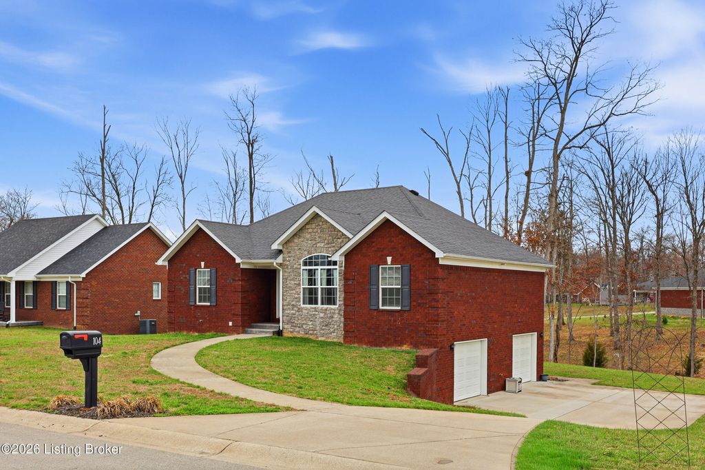 Photo of 104 Pennyrile Dr, Coxs Creek, KY 40013 (MLS # 1711092)