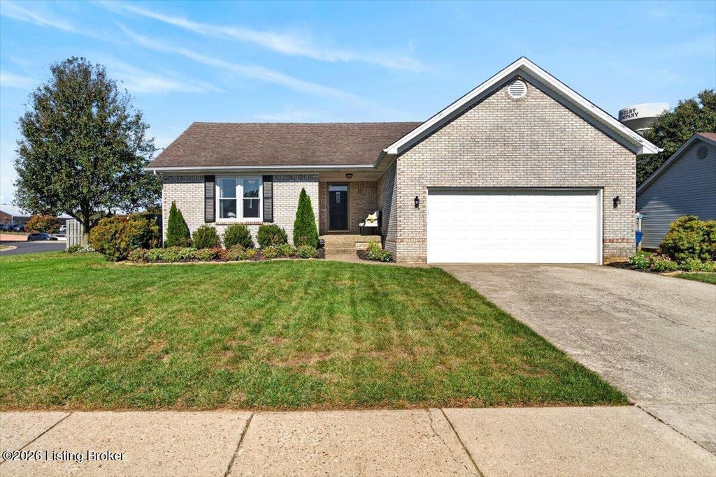 Photo of 12 Northcountry Dr, Shelbyville, KY 40065 (MLS # 1732738)