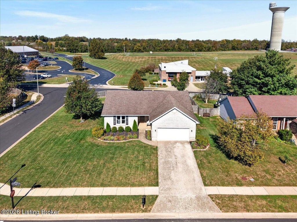 Photo of 12 Northcountry Dr, Shelbyville, KY 40065 (MLS # 1732738)