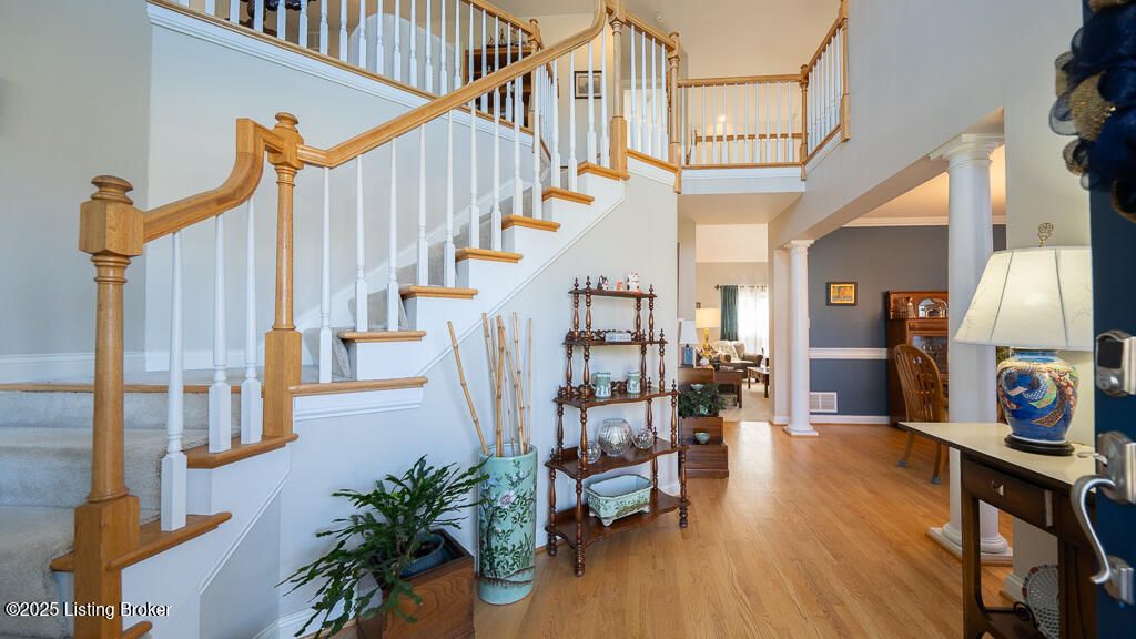 Photo of 13200 Sycamore Forest Ct, Louisville, KY 40245 (MLS # 1704239)