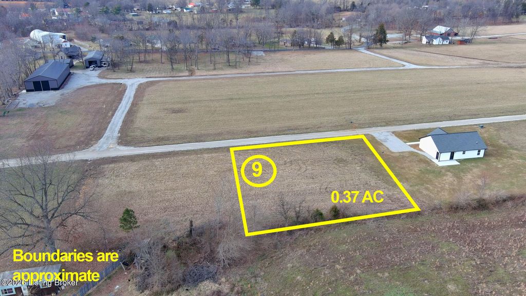 Photo of 125 Blane Dr, Clarkson, KY 42726 (MLS # 1708642)