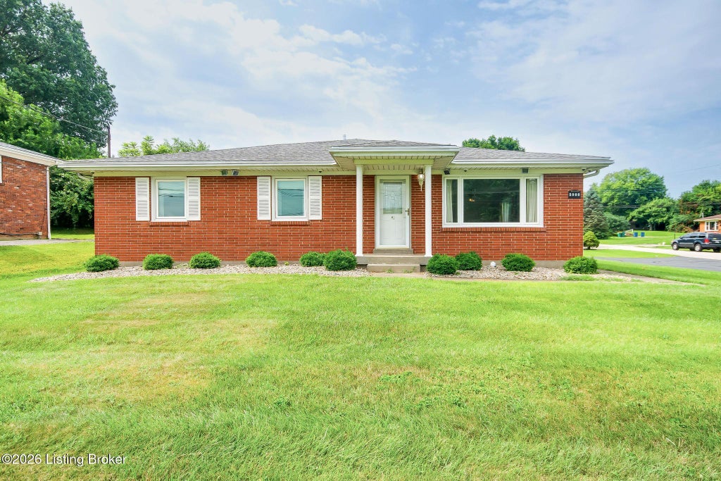 Photo of 5900 Outer Loop, Louisville, KY 40219 (MLS # 1723991)