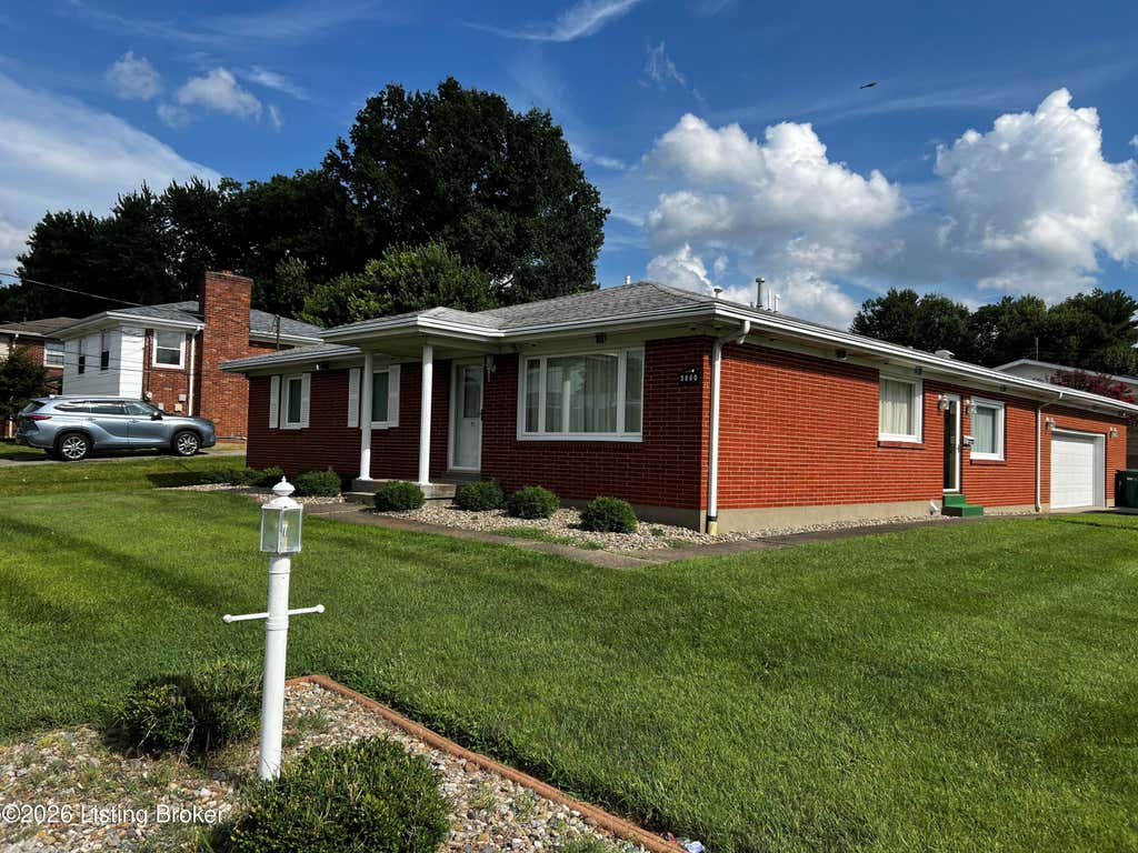 Photo of 5900 Outer Loop, Louisville, KY 40219 (MLS # 1723991)