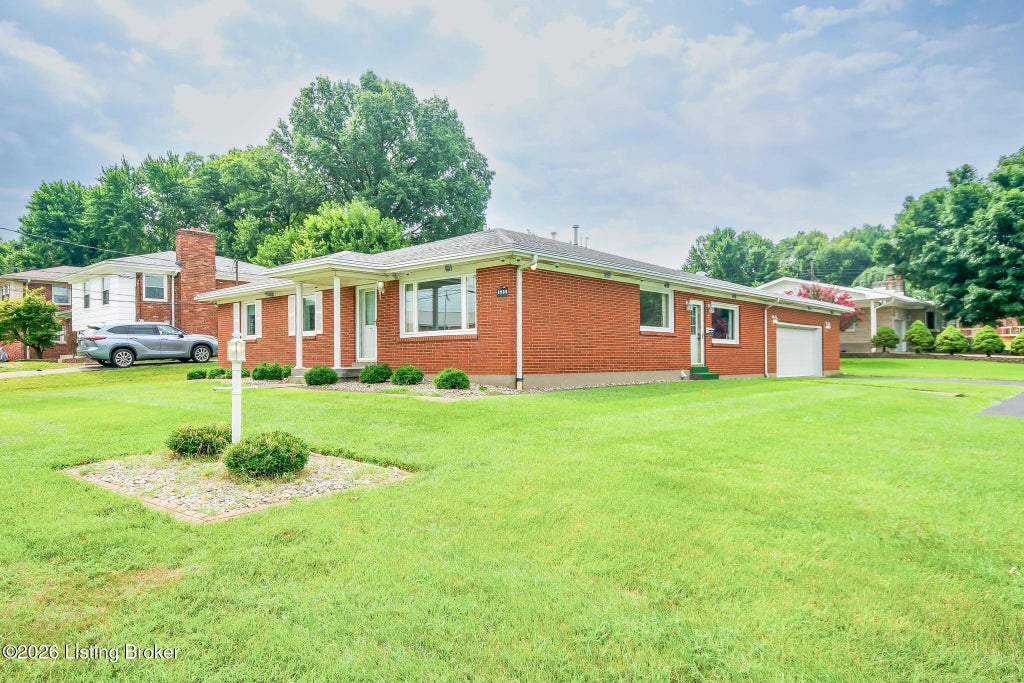 Photo of 5900 Outer Loop, Louisville, KY 40219 (MLS # 1723991)