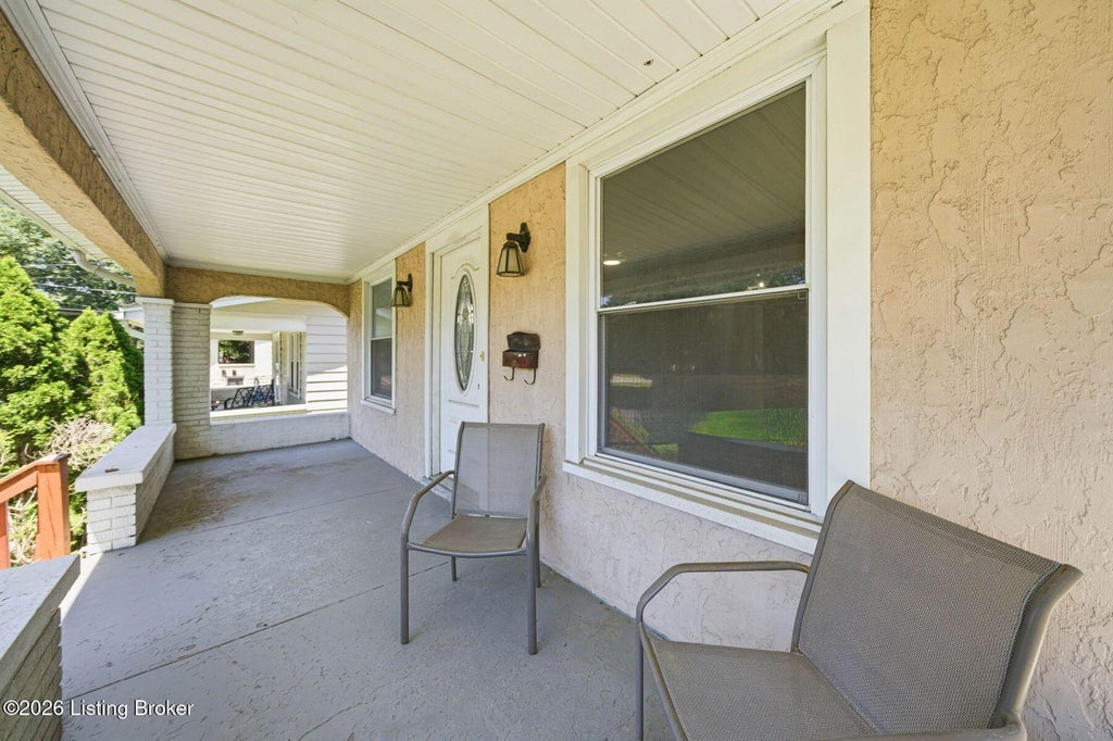 Photo of 107 W Southern Heights Ave, Louisville, KY 40214 (MLS # 1719470)
