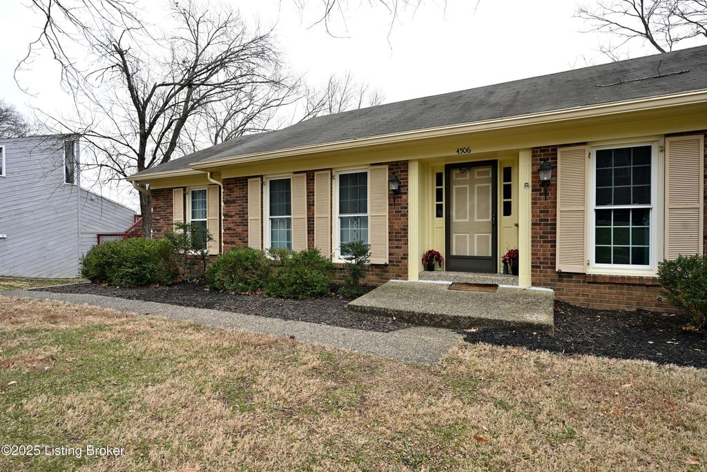 Photo of 4506 Deepwood Dr, Louisville, KY 40241 (MLS # 1705888)
