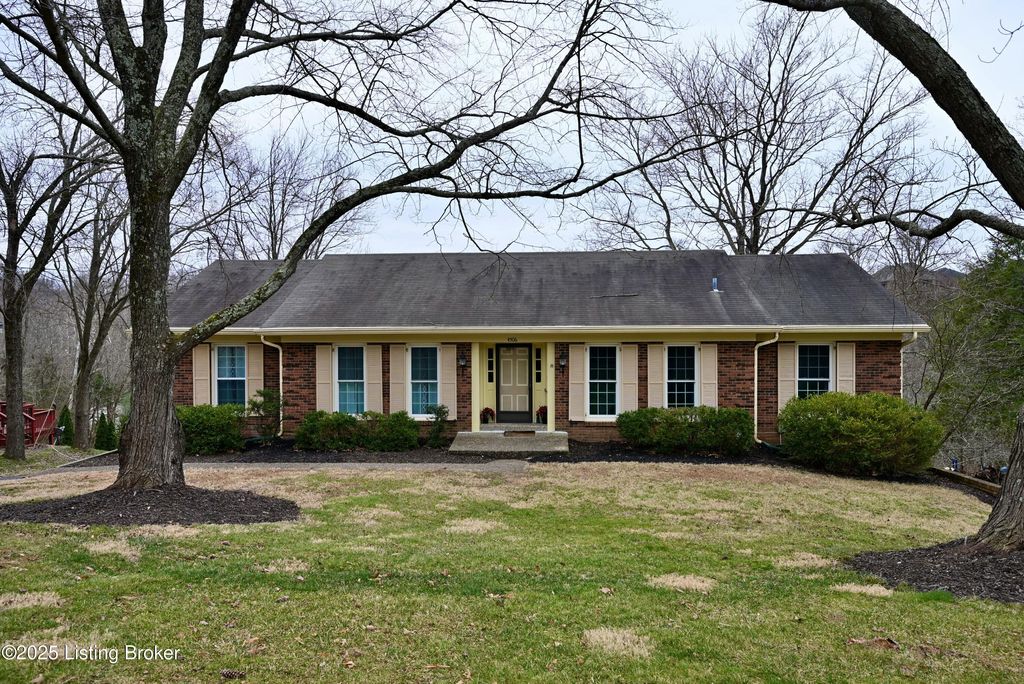 Photo of 4506 Deepwood Dr, Louisville, KY 40241 (MLS # 1705888)