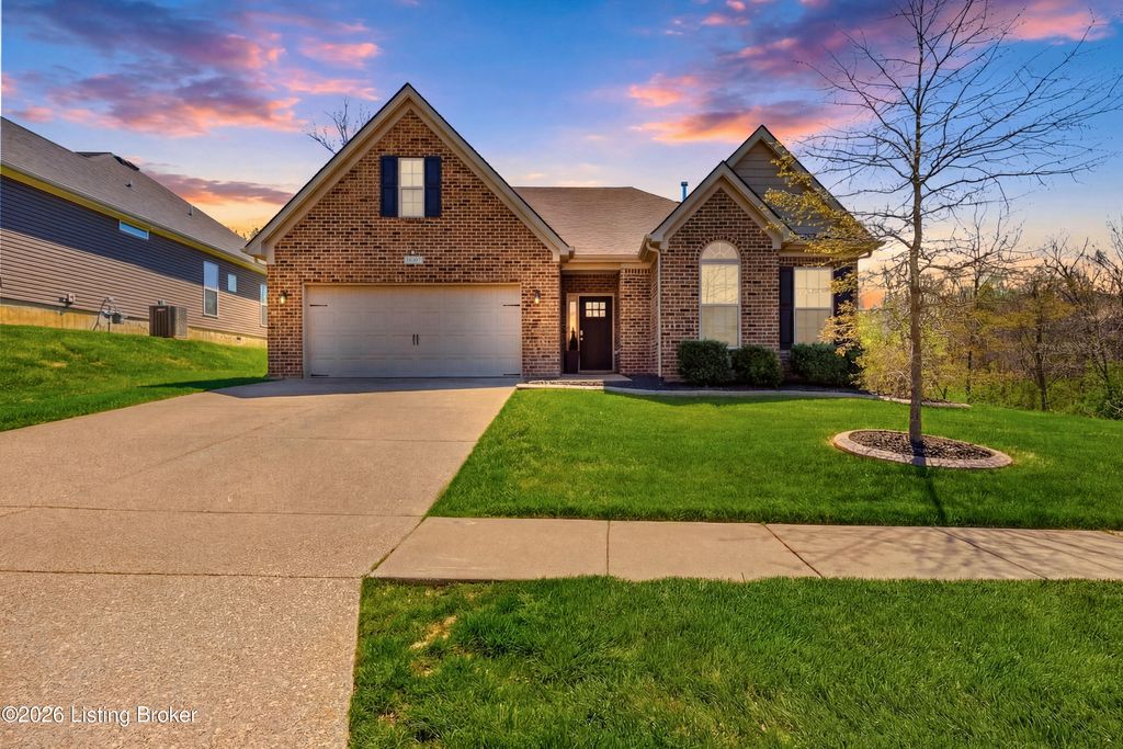 Photo of 10307 Park Lake Dr, Louisville, KY 40229 (MLS # 1713949)