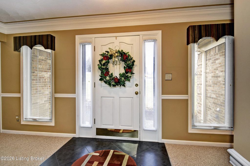 Photo of 360 Rockcastle Villa Dr, Shepherdsville, KY 40165 (MLS # 1709181)