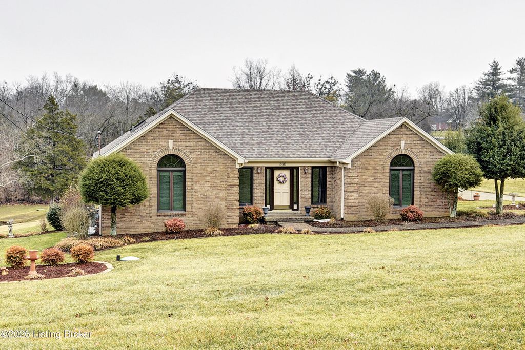 Photo of 360 Rockcastle Villa Dr, Shepherdsville, KY 40165 (MLS # 1709181)