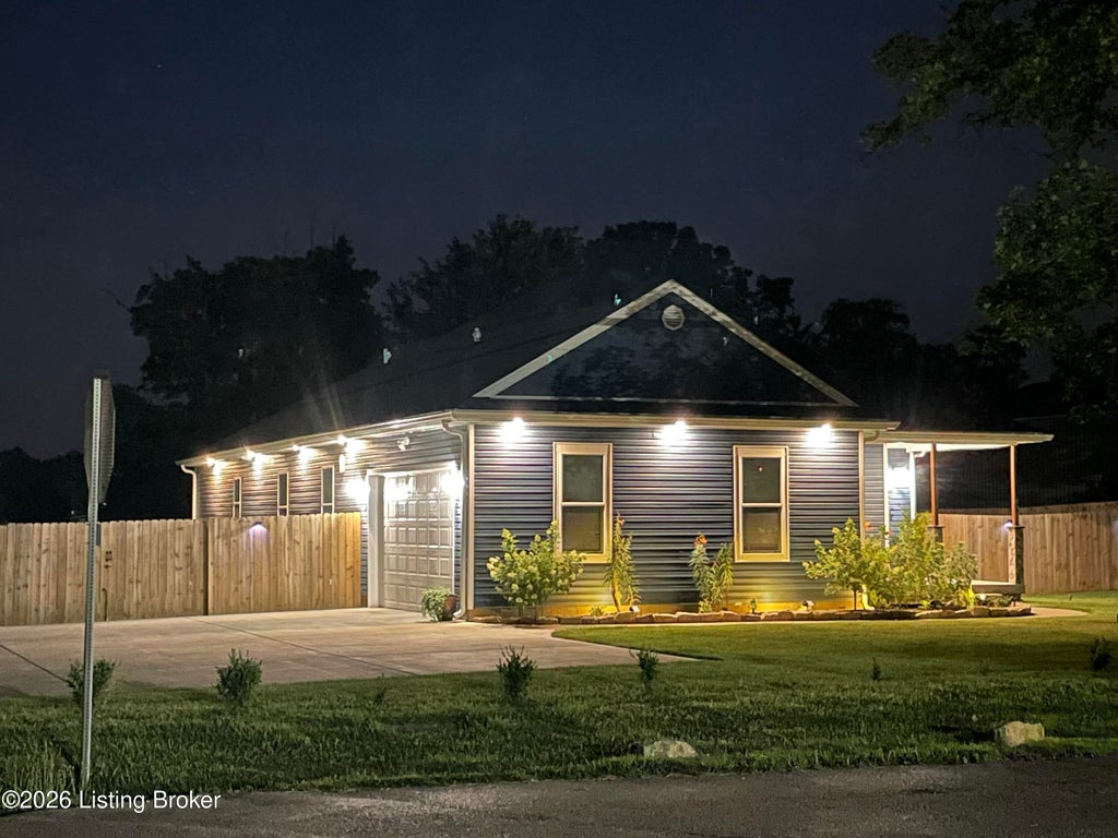 Photo of 5700 Old Floydsburg Rd, Crestwood, KY 40014 (MLS # 1722493)