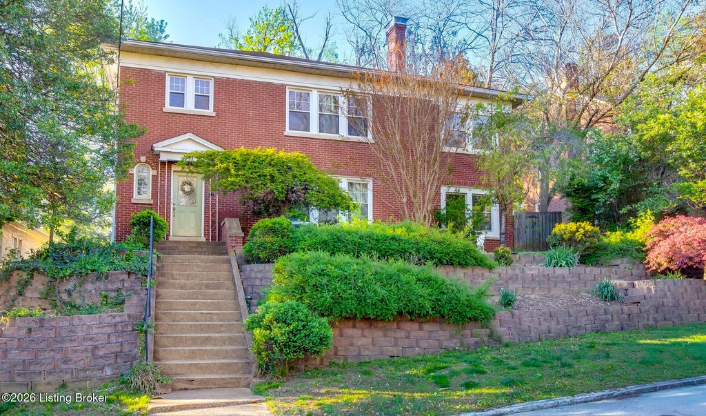 Photo of 1433 Rosewood Ave, Louisville, KY 40204 (MLS # 1713614)