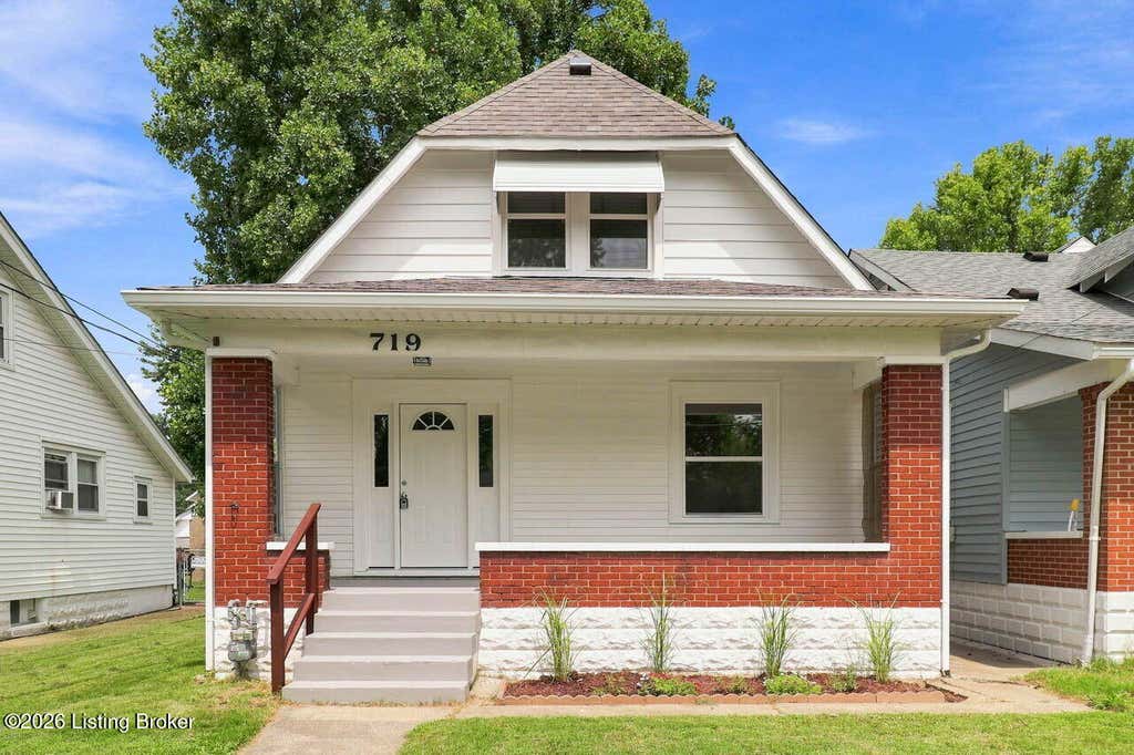 Photo of 719 Camden Ave, Louisville, KY 40215 (MLS # 1726413)