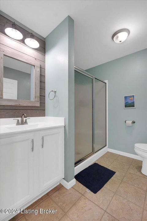 Tiny photo for 2014 Cherrywood Dr, La Grange, KY 40031 (MLS # 1729701)