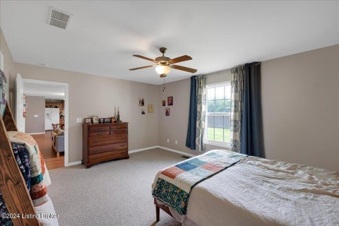 Tiny photo for 2014 Cherrywood Dr, La Grange, KY 40031 (MLS # 1729701)