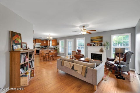 Tiny photo for 2014 Cherrywood Dr, La Grange, KY 40031 (MLS # 1729701)