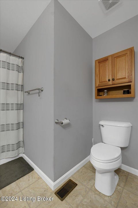 Tiny photo for 2014 Cherrywood Dr, La Grange, KY 40031 (MLS # 1729701)