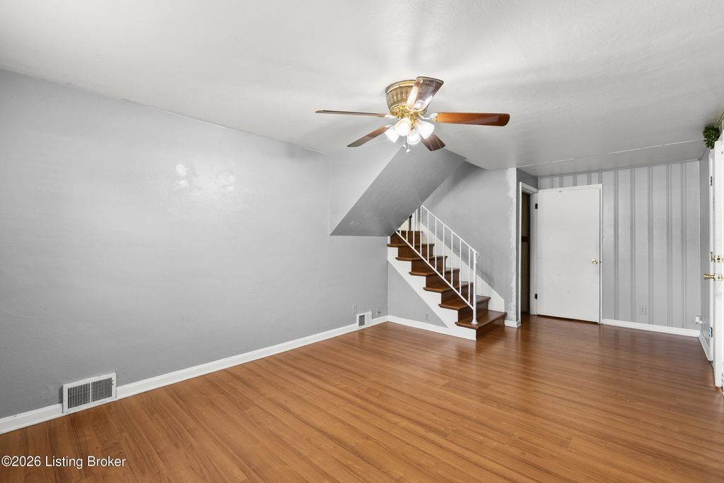 Photo of 3409 Newburg Rd, Louisville, KY 40218 (MLS # 1719542)