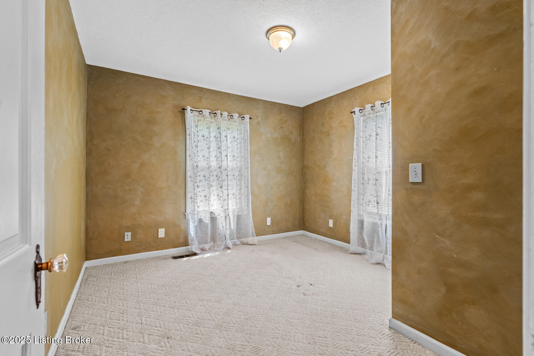 515 E Ashland Ave, Shelbyville, Pennsylvania image 10