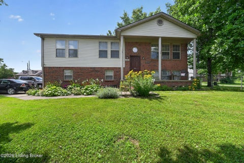 Homes For Sale - 501 Scenic View Cir<br/> Berea, KY 40403