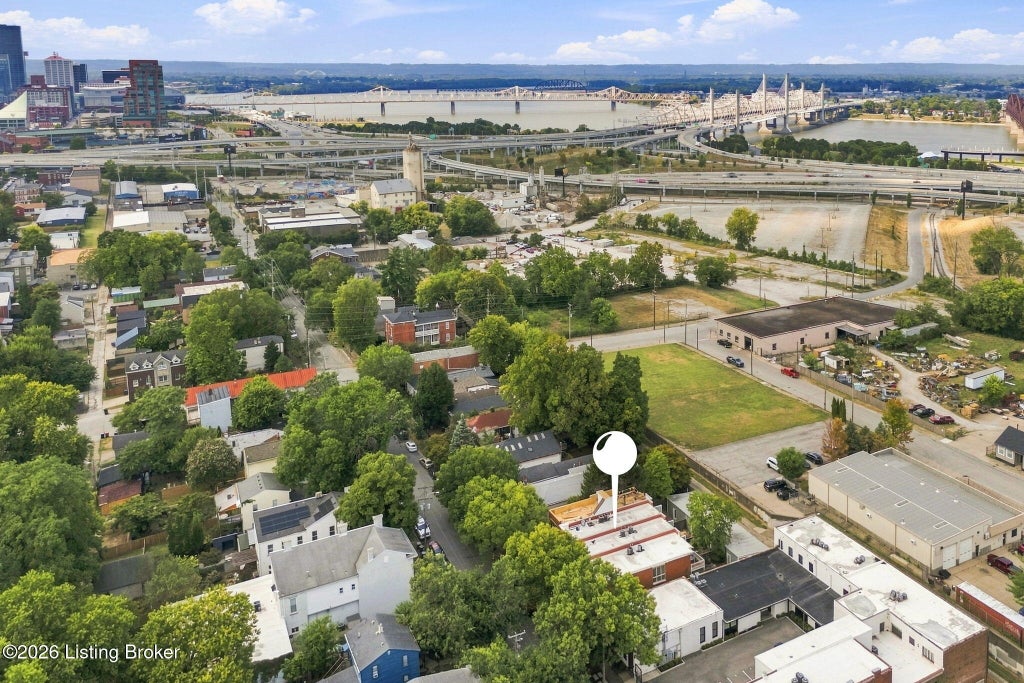 Photo of 929 Franklin St, Louisville, KY 40206 (MLS # 1729051)