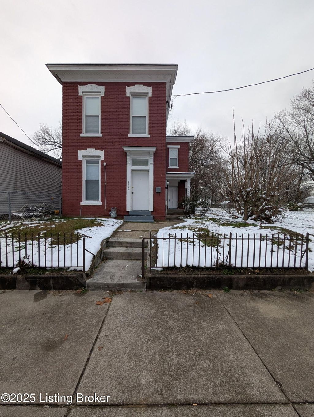 Photo of 2429 Griffiths Ave, Louisville, KY 40212 (MLS # 1704775)