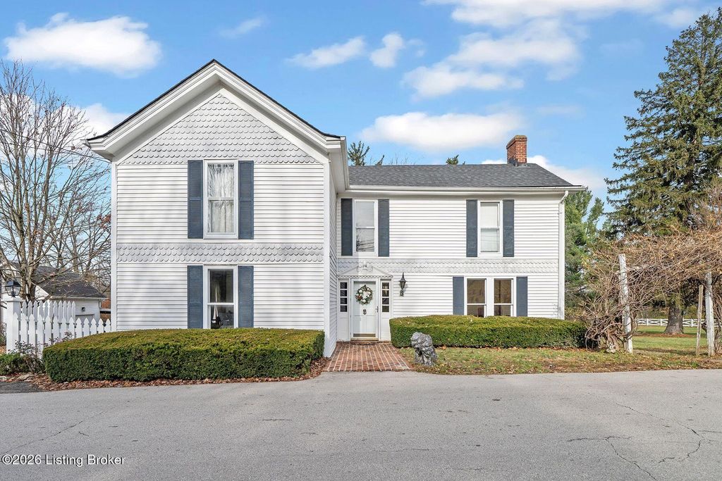 Photo of 138 Rollington Rd, Pewee Valley, KY 40056 (MLS # 1714102)