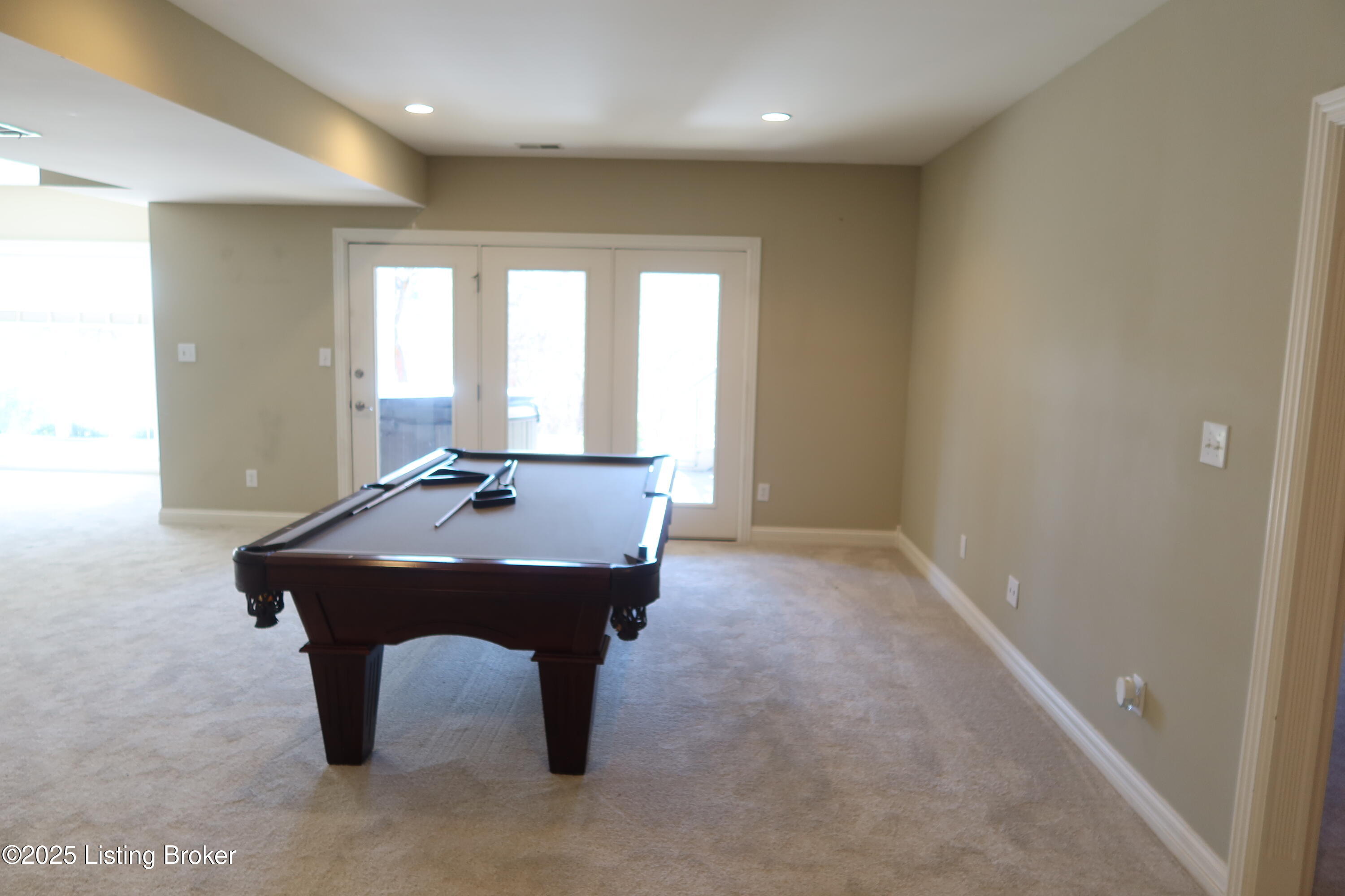 3234 Ridge Brook Cir, Louisville, Kentucky image 33