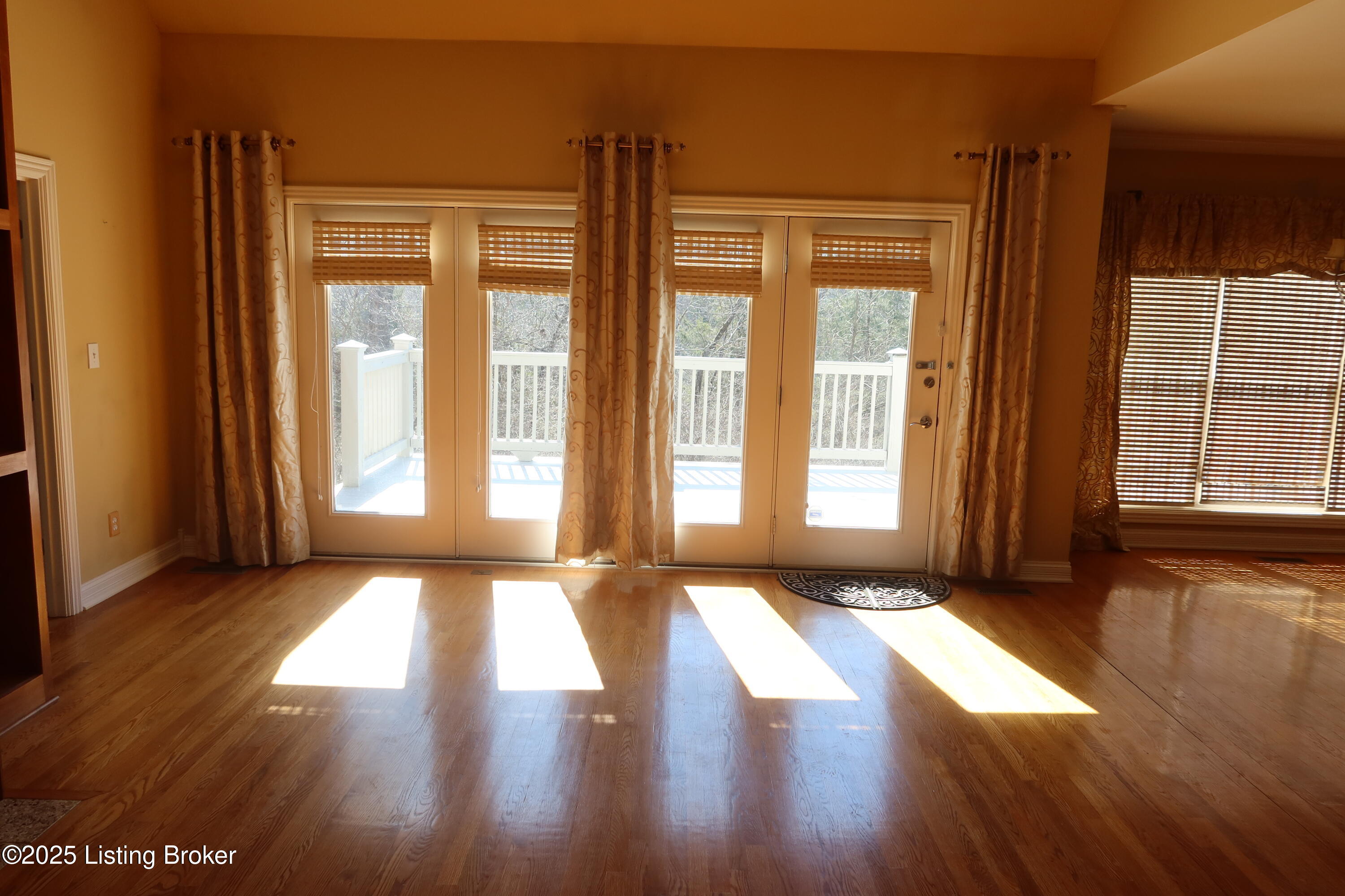 3234 Ridge Brook Cir, Louisville, Kentucky image 9