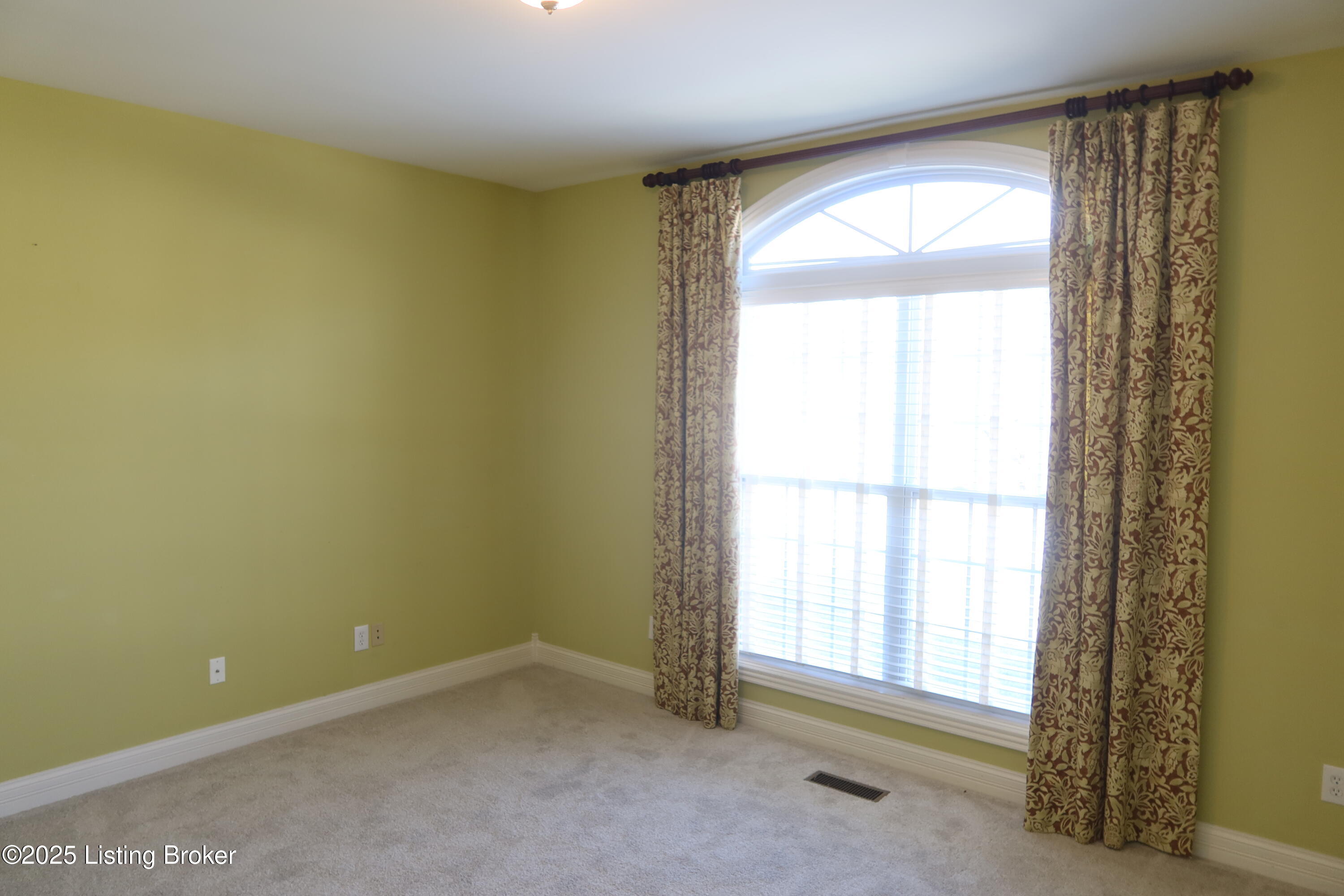 3234 Ridge Brook Cir, Louisville, Kentucky image 22